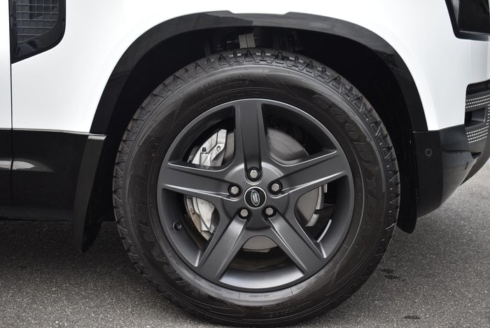 2024 Land Rover Defender 110 D350 X-Dynamic SE L663 MY25.5 AWD Fuji White