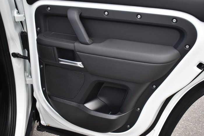 2024 Land Rover Defender 110 D350 X-Dynamic SE L663 MY25.5 AWD Fuji White