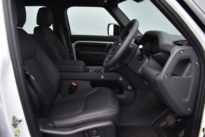 2025 Land Rover Defender 110 D350 X-Dynamic SE L663 MY25.5 AWD Fuji White