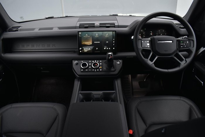 2025 Land Rover Defender 110 D350 X-Dynamic SE