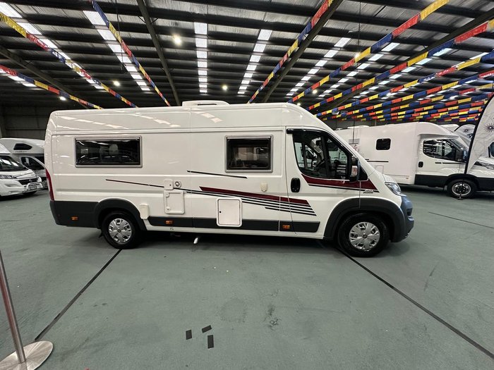 2017 Avida Escape