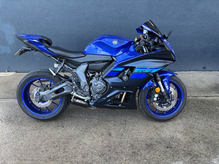 2024 Yamaha YZF-R7LA BLUE