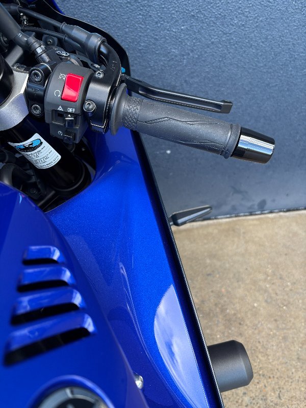 2024 Yamaha YZF-R7LA BLUE