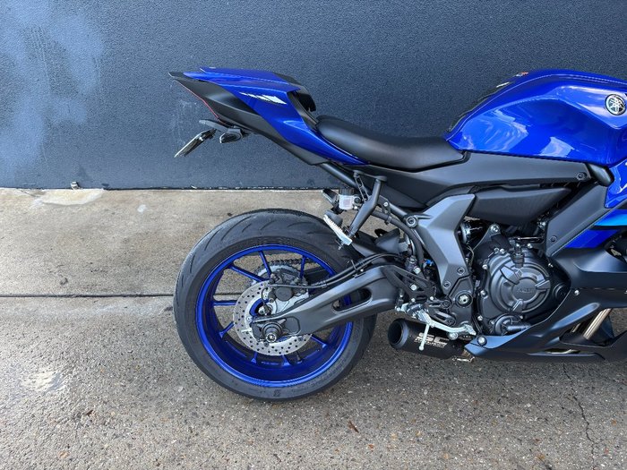 2024 Yamaha YZF-R7LA BLUE