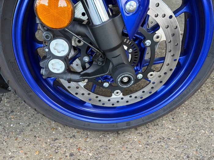2024 Yamaha YZF-R7LA BLUE