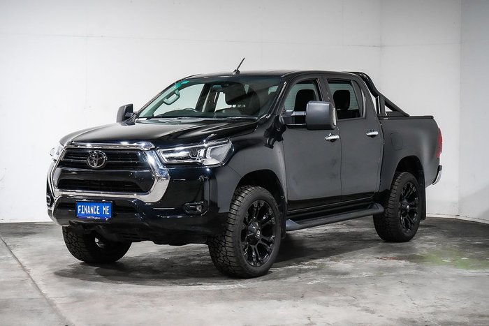 2021 Toyota Hilux SR5