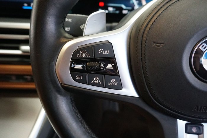 2023 BMW 3 Series 330i M Sport