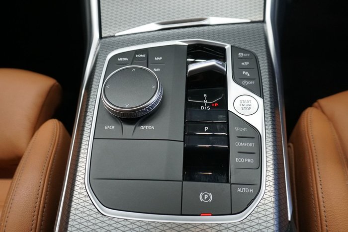2023 BMW 3 Series 330i M Sport