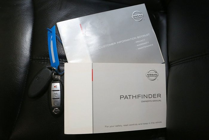 2018 Nissan Pathfinder ST
