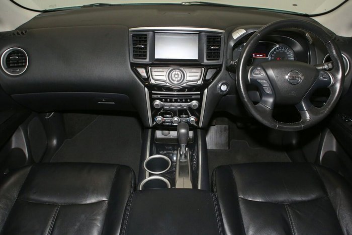 2018 Nissan Pathfinder ST
