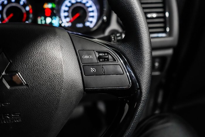2024 Mitsubishi ASX LS