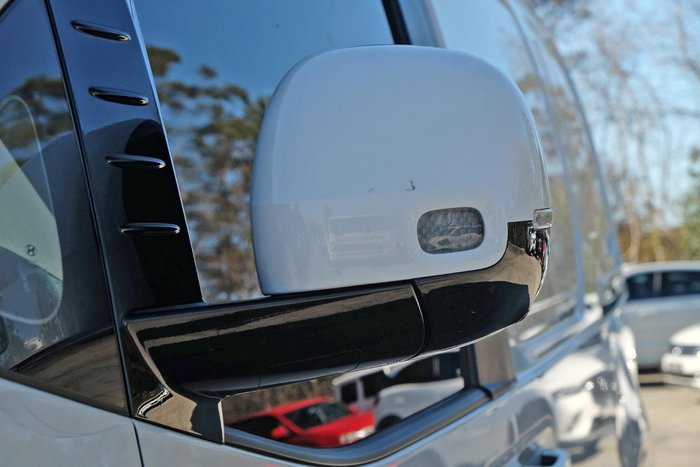 2022 Hyundai STARIA LOAD US4.V1 MY22 Creamy White