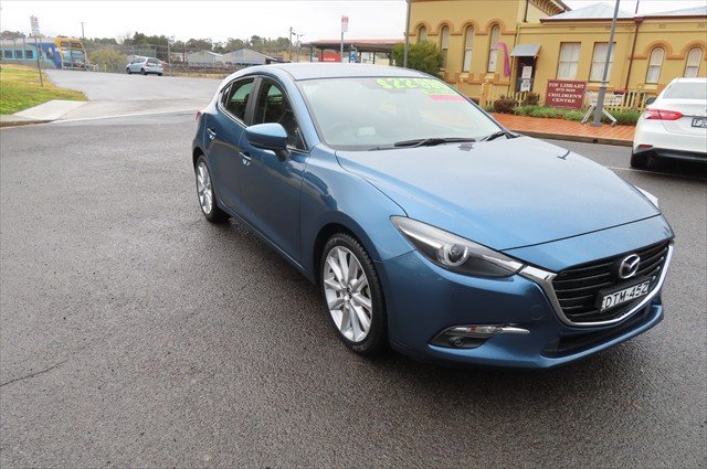 2018 Mazda 3 SP25 GT
