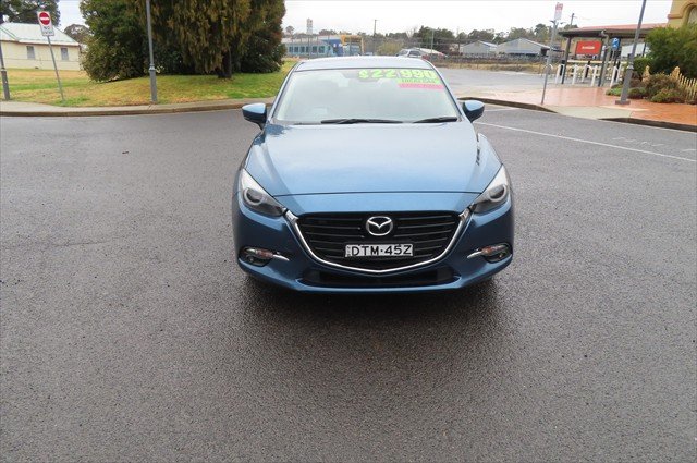 2018 Mazda 3 SP25 GT
