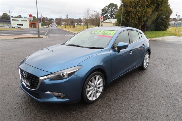 2018 Mazda 3 SP25 GT