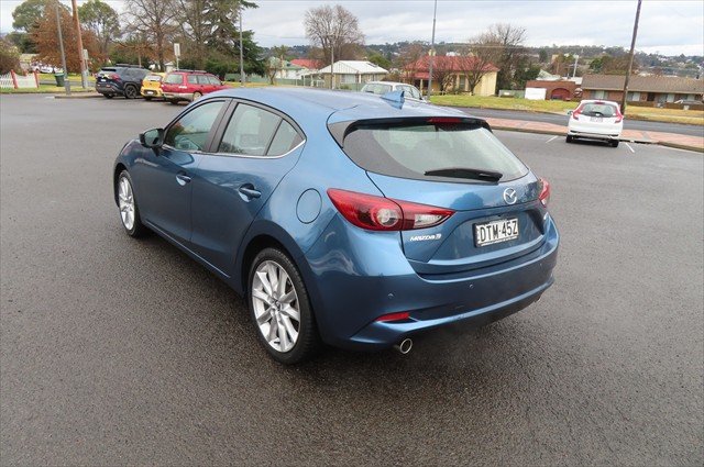 2018 Mazda 3 SP25 GT