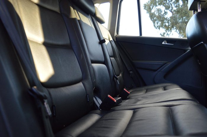 2013 Volkswagen Tiguan 132TSI Pacific 5N MY14 Four Wheel Drive Deep Black