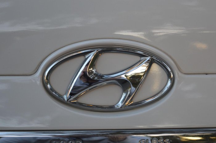 2009 Hyundai Tucson City SX JM MY09 Noble White