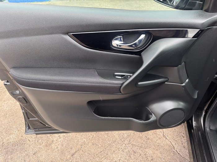 2017 Nissan QASHQAI TS J11 Pearl Black