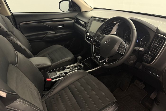 2019 Mitsubishi Outlander LS