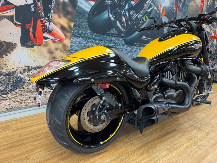 2014 Suzuki VZR 1800 BOULEVARD (M109R) YELLOW/BLACK