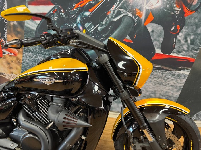 2014 Suzuki VZR 1800 BOULEVARD (M109R) YELLOW/BLACK
