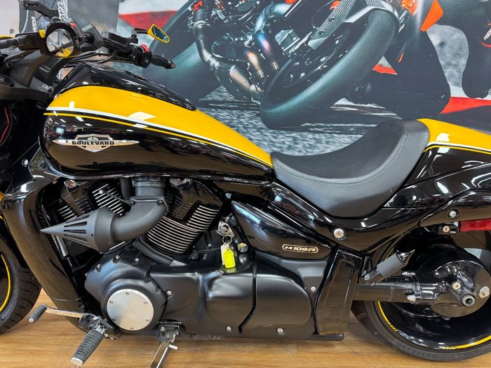 2014 Suzuki VZR 1800 BOULEVARD (M109R) YELLOW/BLACK
