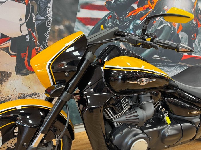 2014 Suzuki VZR 1800 BOULEVARD (M109R) YELLOW/BLACK
