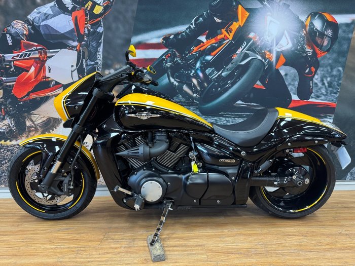 2014 Suzuki VZR 1800 BOULEVARD (M109R) YELLOW/BLACK
