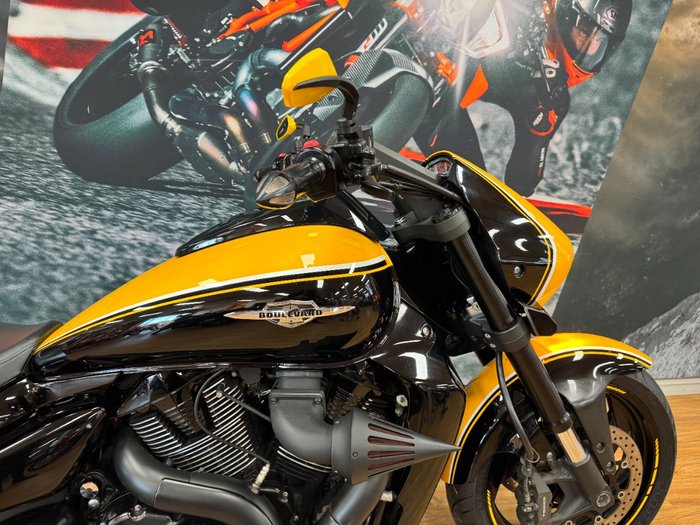 2014 Suzuki VZR 1800 BOULEVARD (M109R) YELLOW/BLACK