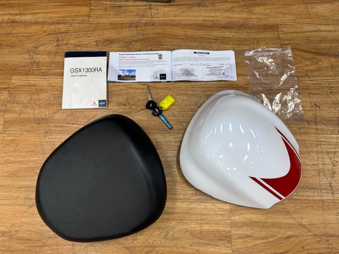 2017 Suzuki GSX1300RA (HAYABUSA) WHITE
