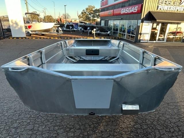 2025 QUINTREX F370 Outback Explorer