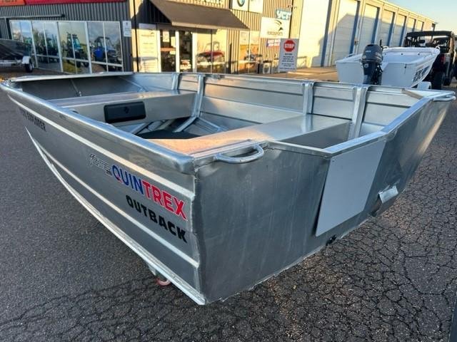 2025 QUINTREX F370 Outback Explorer