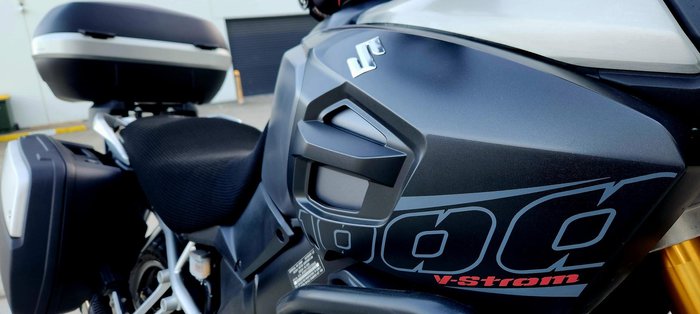 2016 Suzuki V-Strom 1000GT (DL1000GTA) V-Strom Grey