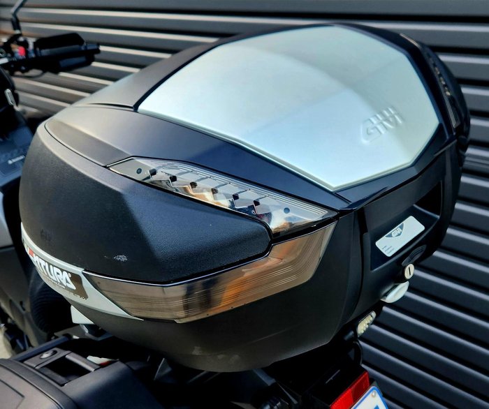2016 Suzuki V-Strom 1000GT (DL1000GTA) V-Strom Grey