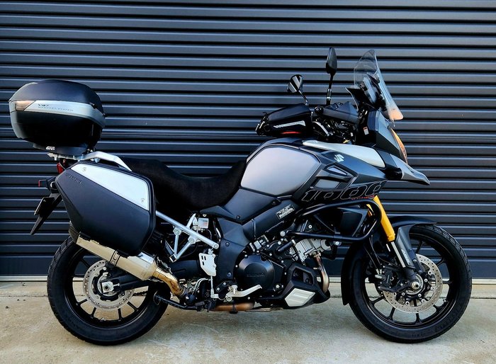 2016 Suzuki V-Strom 1000GT (DL1000GTA) V-Strom Grey