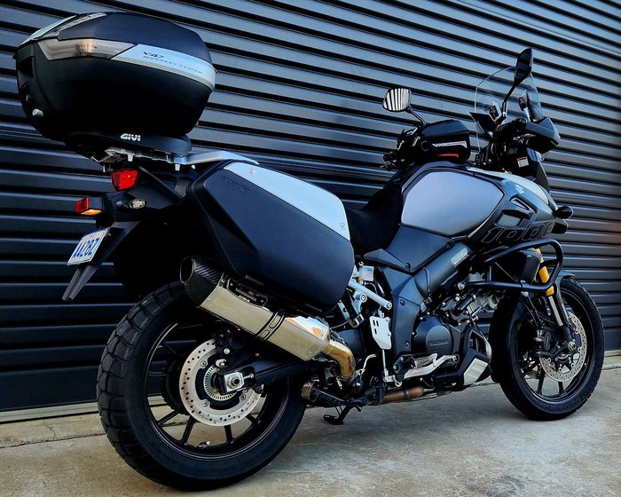 2016 Suzuki V-Strom 1000GT (DL1000GTA) V-Strom Grey