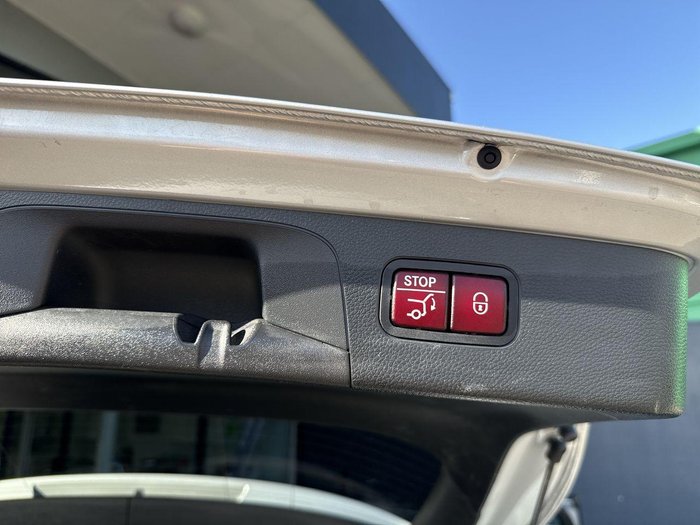 2019 Mercedes-Benz GLC-Class GLC200