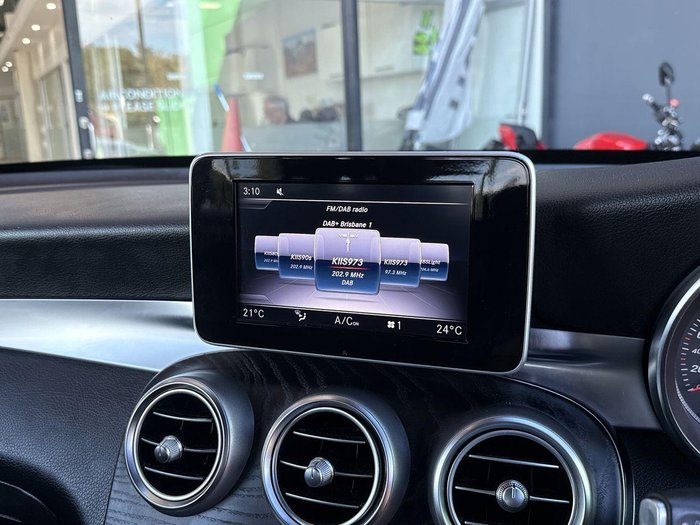 2019 Mercedes-Benz GLC-Class GLC200