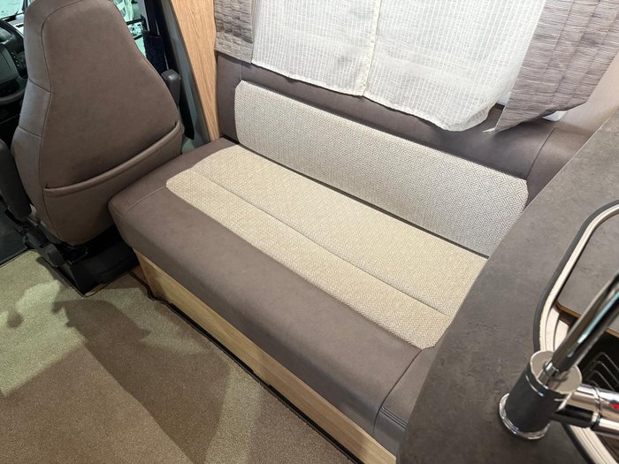 2020 Auto-Trail TRACKER EB