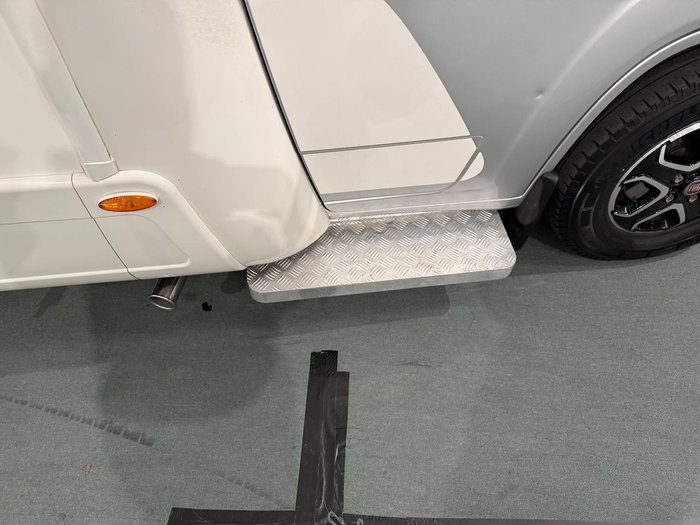 2020 Auto-Trail TRACKER EB