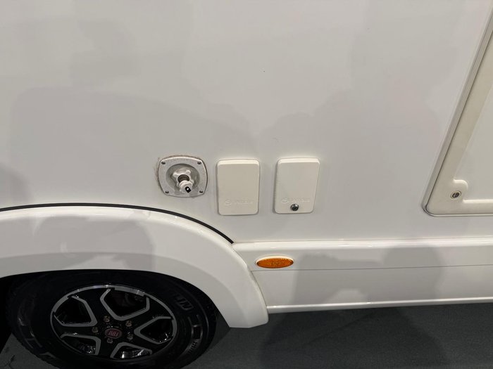 2020 Auto-Trail TRACKER EB