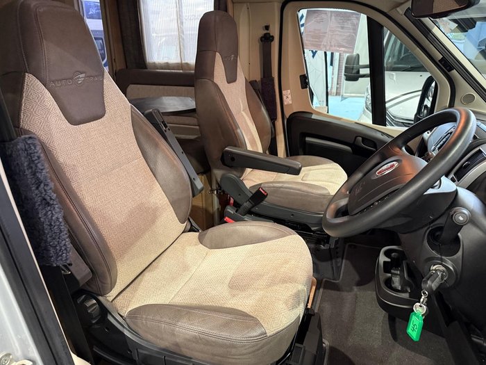 2020 Auto-Trail TRACKER EB