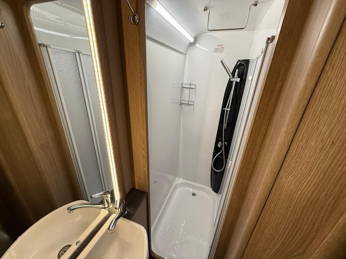 2020 Auto-Trail TRACKER EB