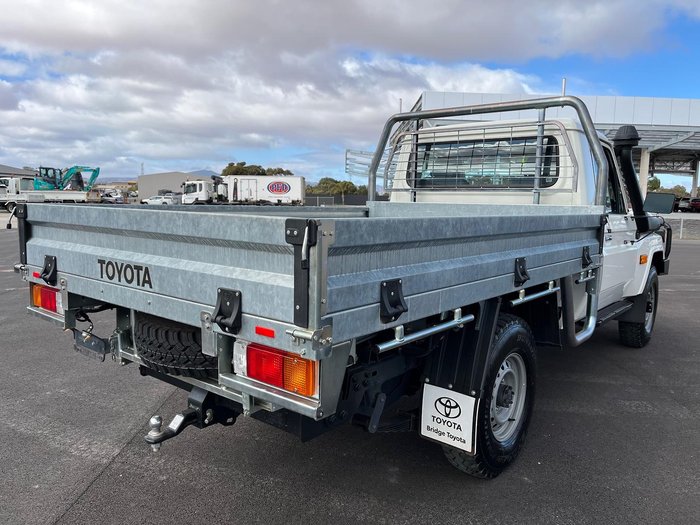 2023 Toyota Landcruiser Workmate