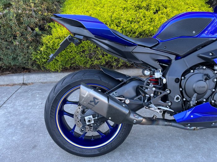 2018 Yamaha YZF-R1