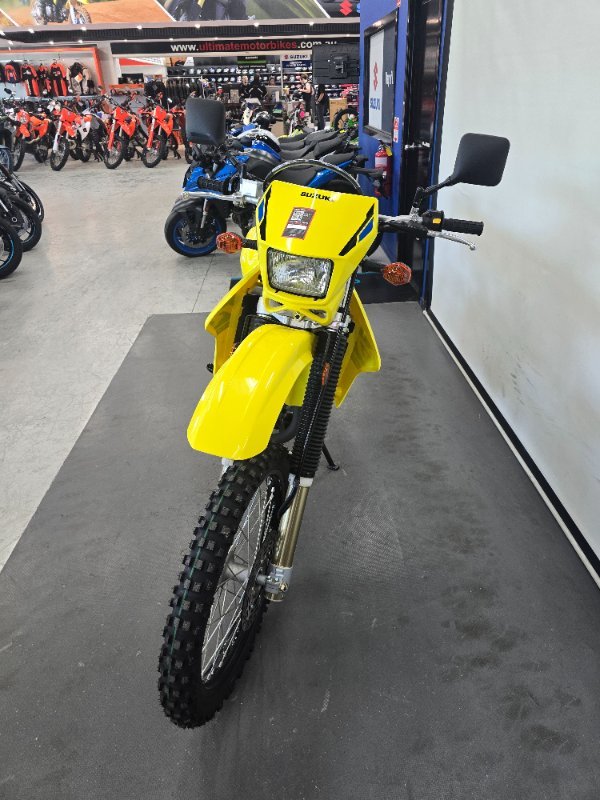 2022 Suzuki DR-Z400E Yellow