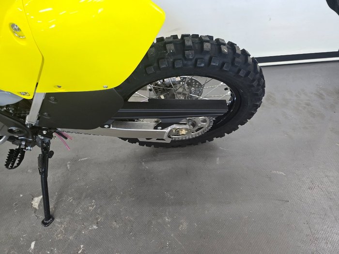 2022 Suzuki DR-Z400E Yellow
