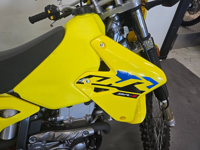 2022 Suzuki DR-Z400E Yellow