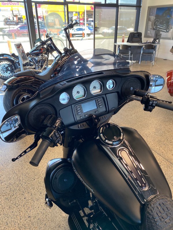 2014 Harley-davidson STREET GLIDE SPECIAL BLACK